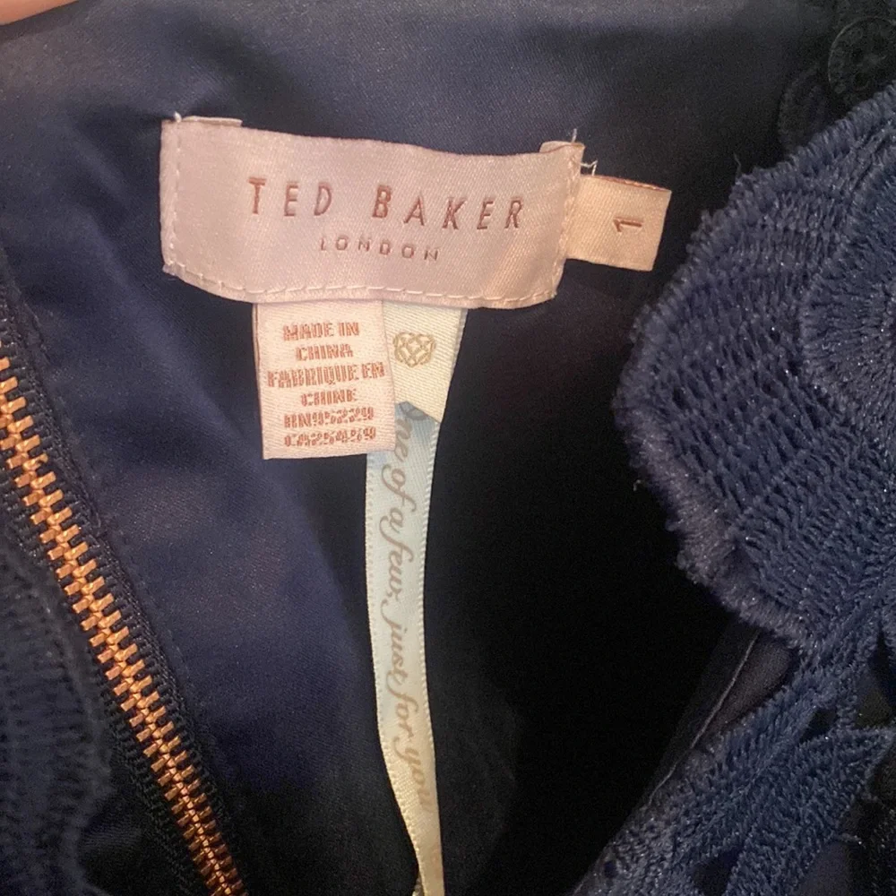 Ted Baker Nadiie Navy Blue Peplum Lace Dress - Picture 2 of 4